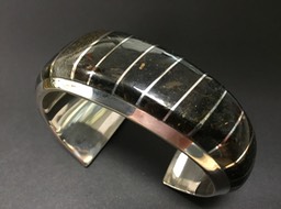 Nuumitte, Bronzite, Ebony Tapered Cuff